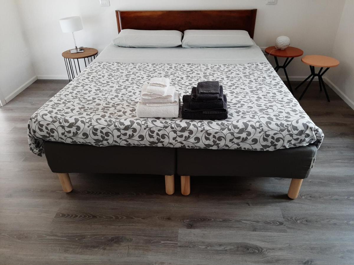 B&B Casale Fonte Vecchia Монтепрандоне Екстериор снимка